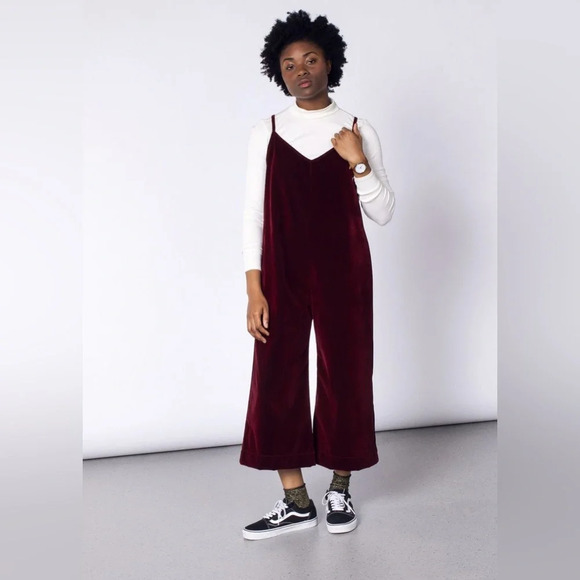 Wildfang Pants - WILDFANG by URBAN OUTFITTERS NWOT The Chill Velvet Jumpsuit